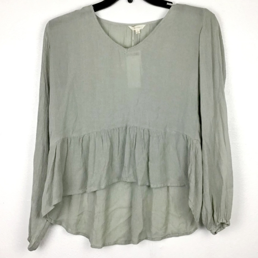 NWT Sim & Sam High Low V-Neck Peplum Top Seamfoam Green Women's Medium M New